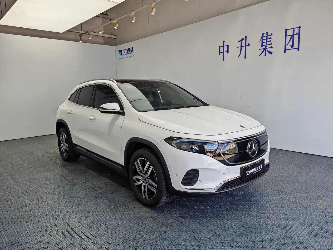 Mercedes-Benz EQA 2023 2023 EQA 260