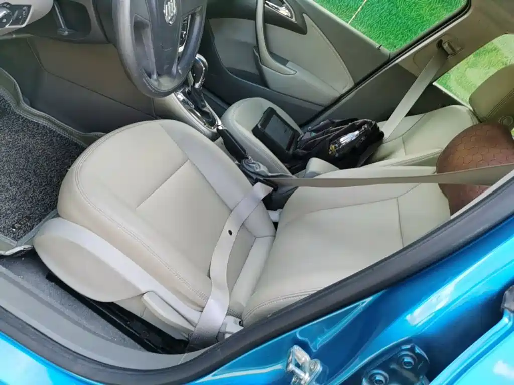 Фото 15 - Buick Excelle