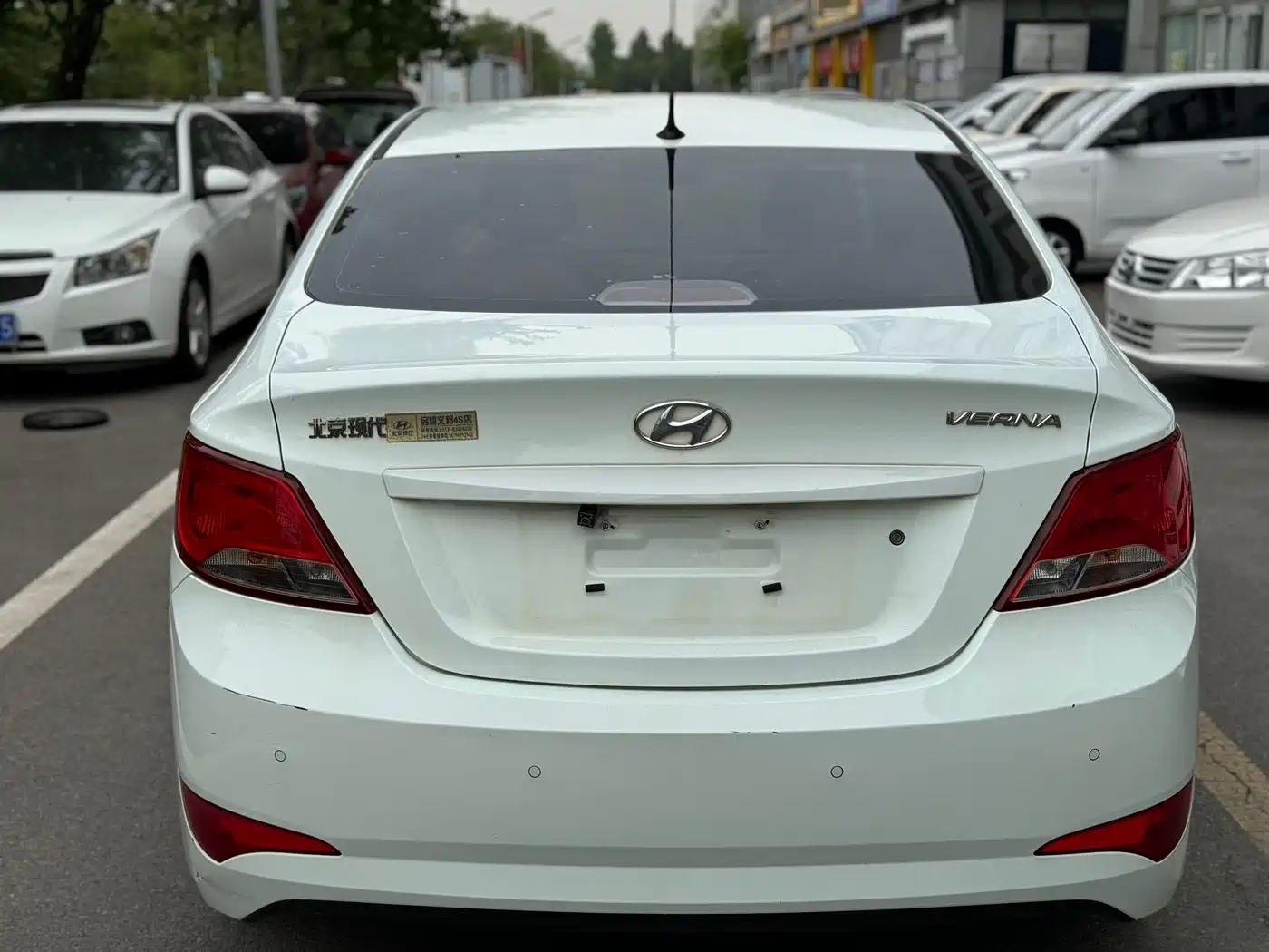Hyundai Verna 2014 1.4L Manual Smart GLS фото 8