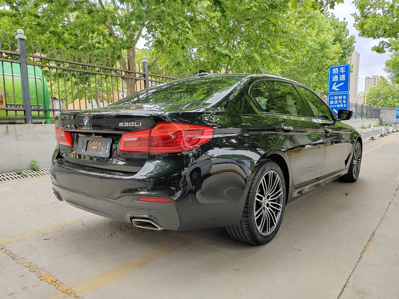 BMW 5 Series 2018 Facelift 530Li Exclusive M Sport Package фото 4