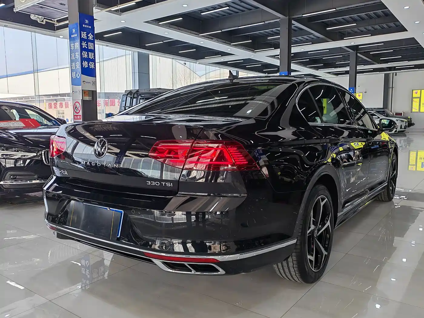Volkswagen Magotan 2023 2 Million Units Anniversary Edition 330TSI DSG Leading Type фото 4