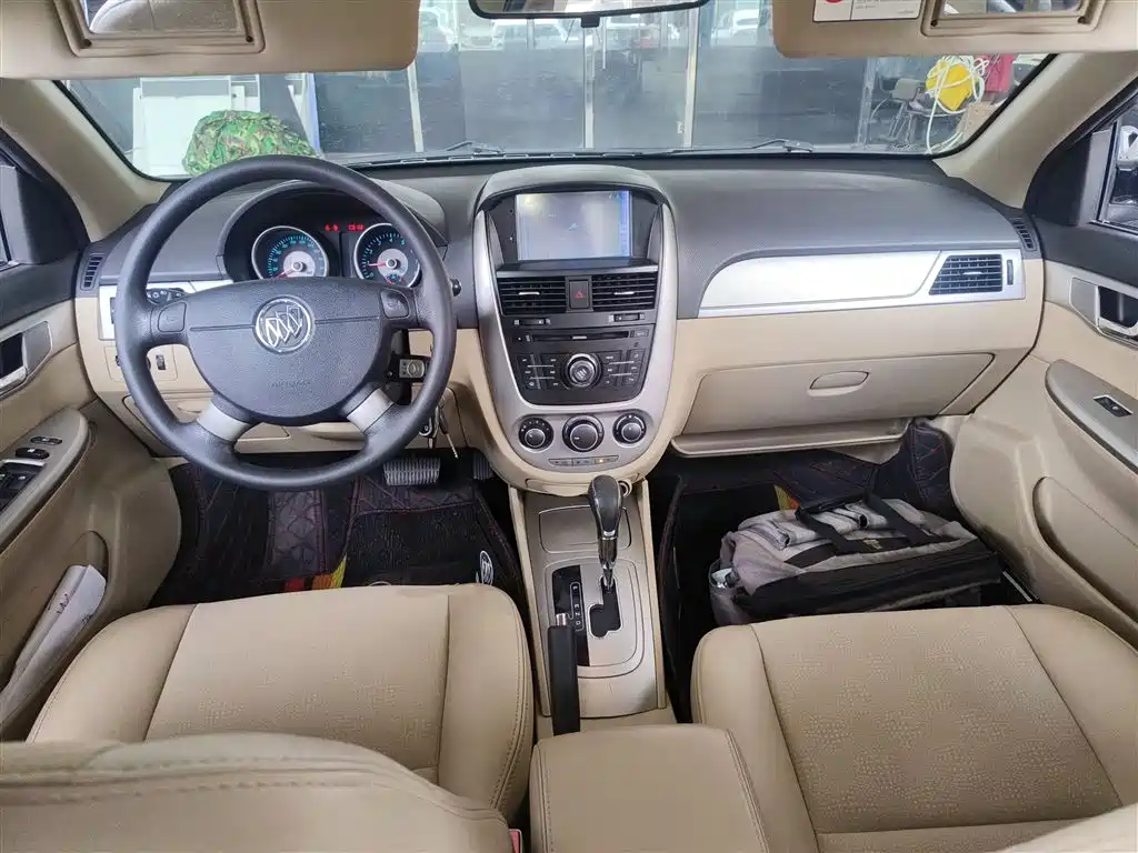 Buick Excelle 2013 1.5L Automatic Classic фото 10
