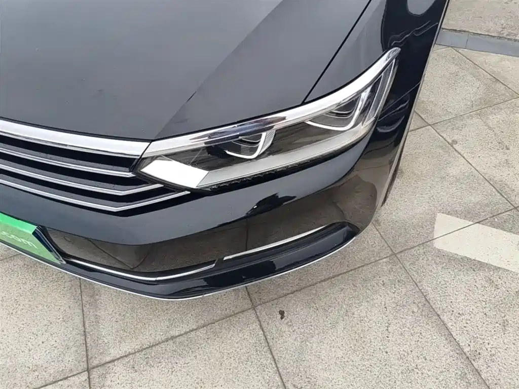 Volkswagen Magotan 2017 380TSI DSG Luxury фото 24