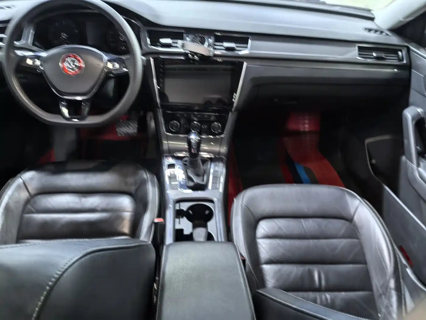 Volkswagen Passat 2015 1.8TSI Automatic Prestige Edition фото 8