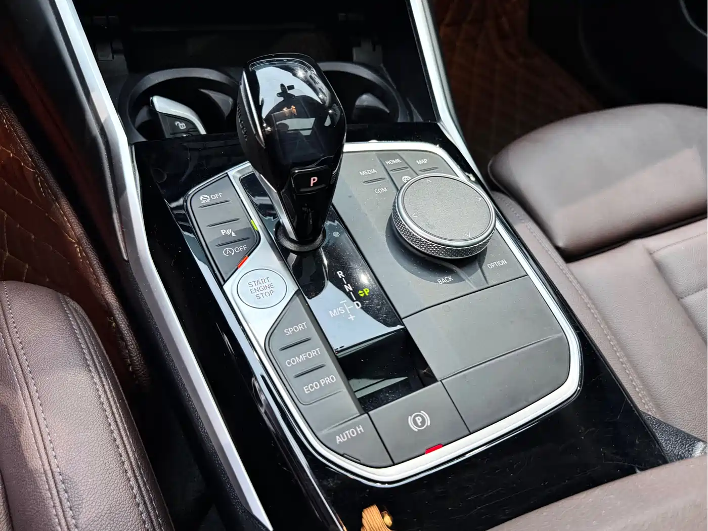 BMW 3 Series 2021 320Li M Sport Package фото 12