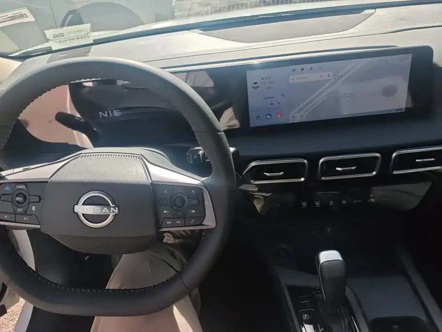 Nissan SYLPHY, миниатюра 12