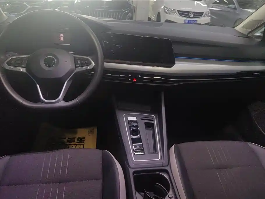 Volkswagen Golf 2021 280TSI DSG Pro фото 13