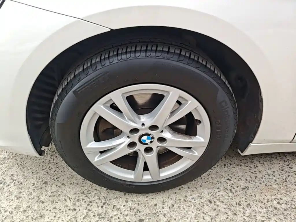 BMW 2 Series Touring 2016 2016 218i Leading