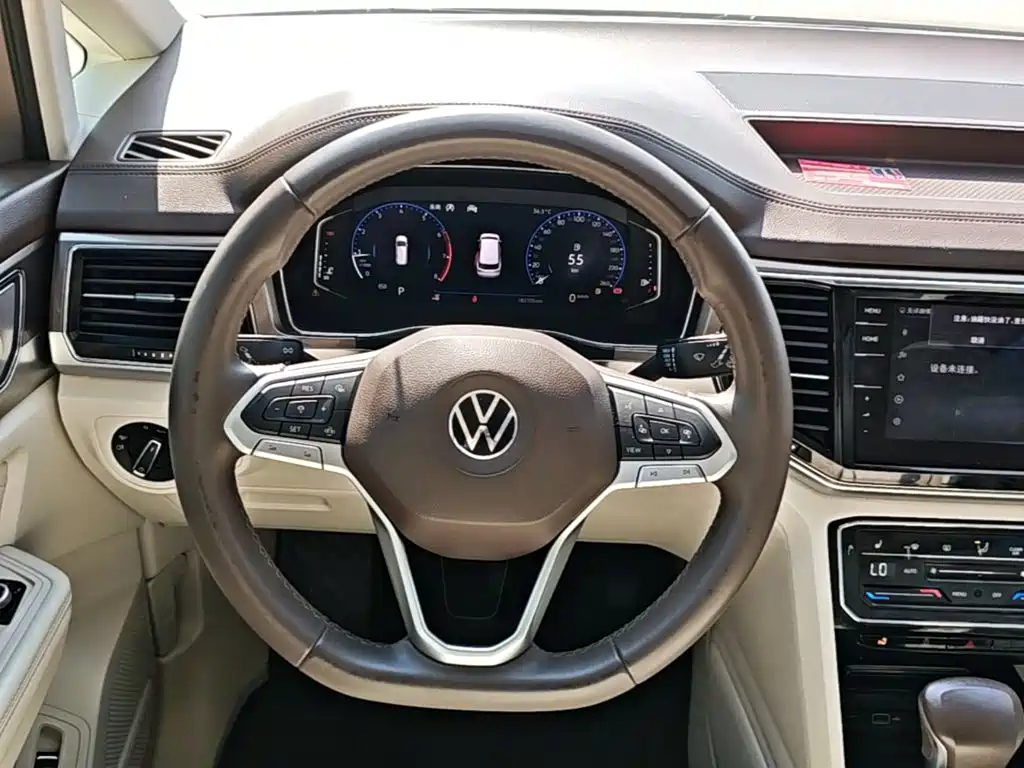 Volkswagen Viloran 2020 2020 380TSI Premium