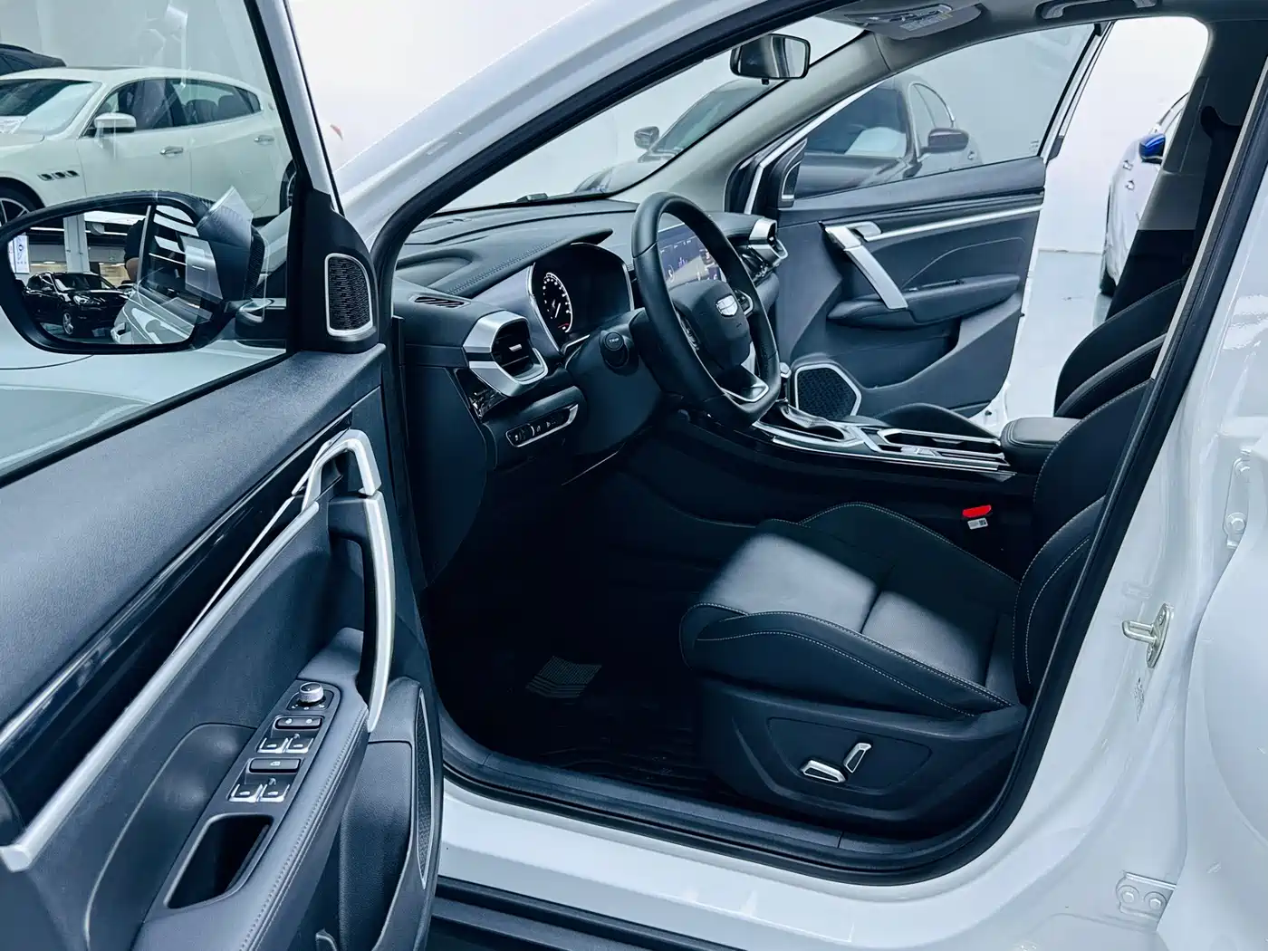 Geely Coolray 2025 2025 1.5L CVT Super Edition MAX