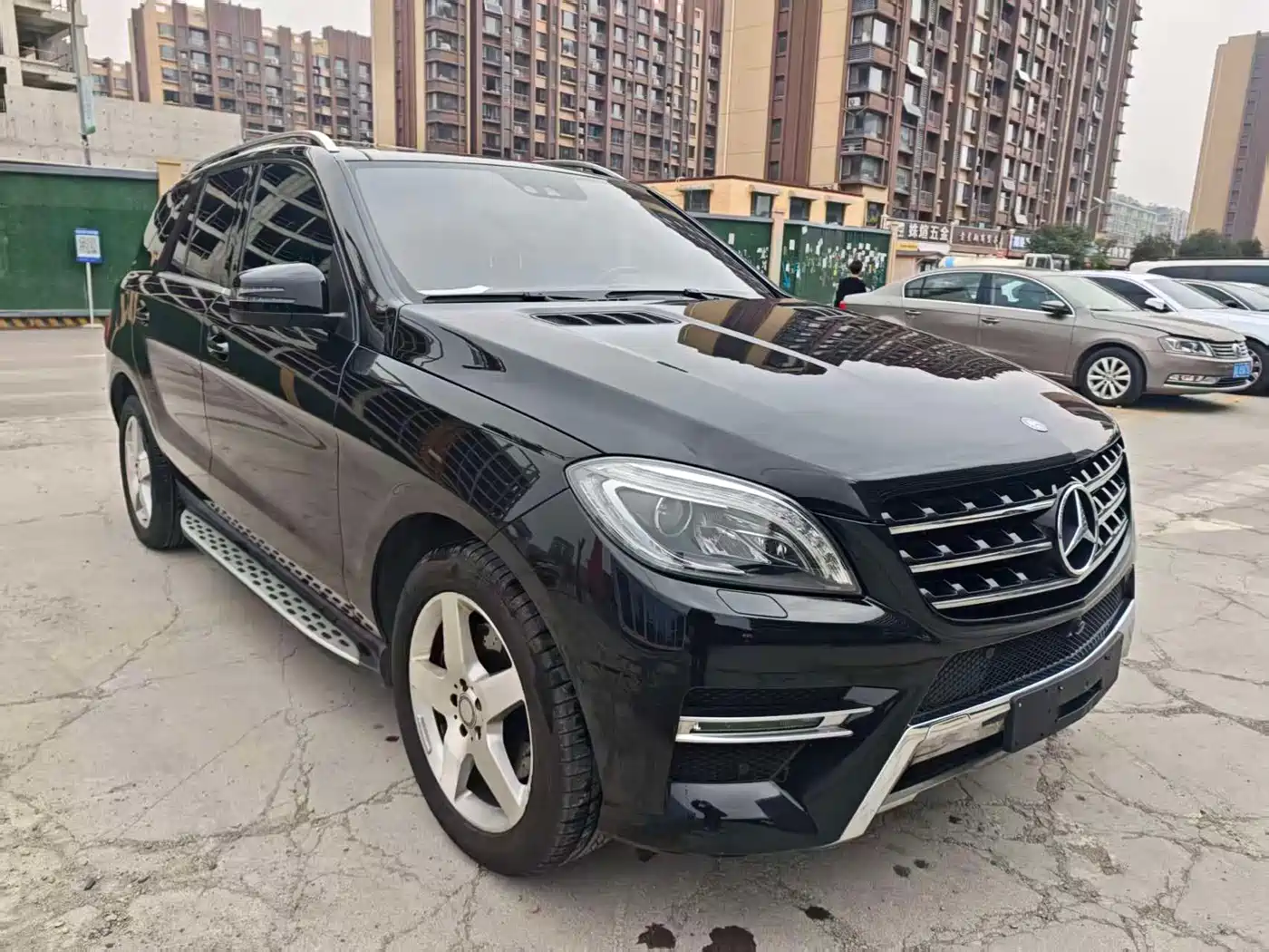 Mercedes-Benz M-Class 2014 ML 400 4MATIC Luxury фото 6