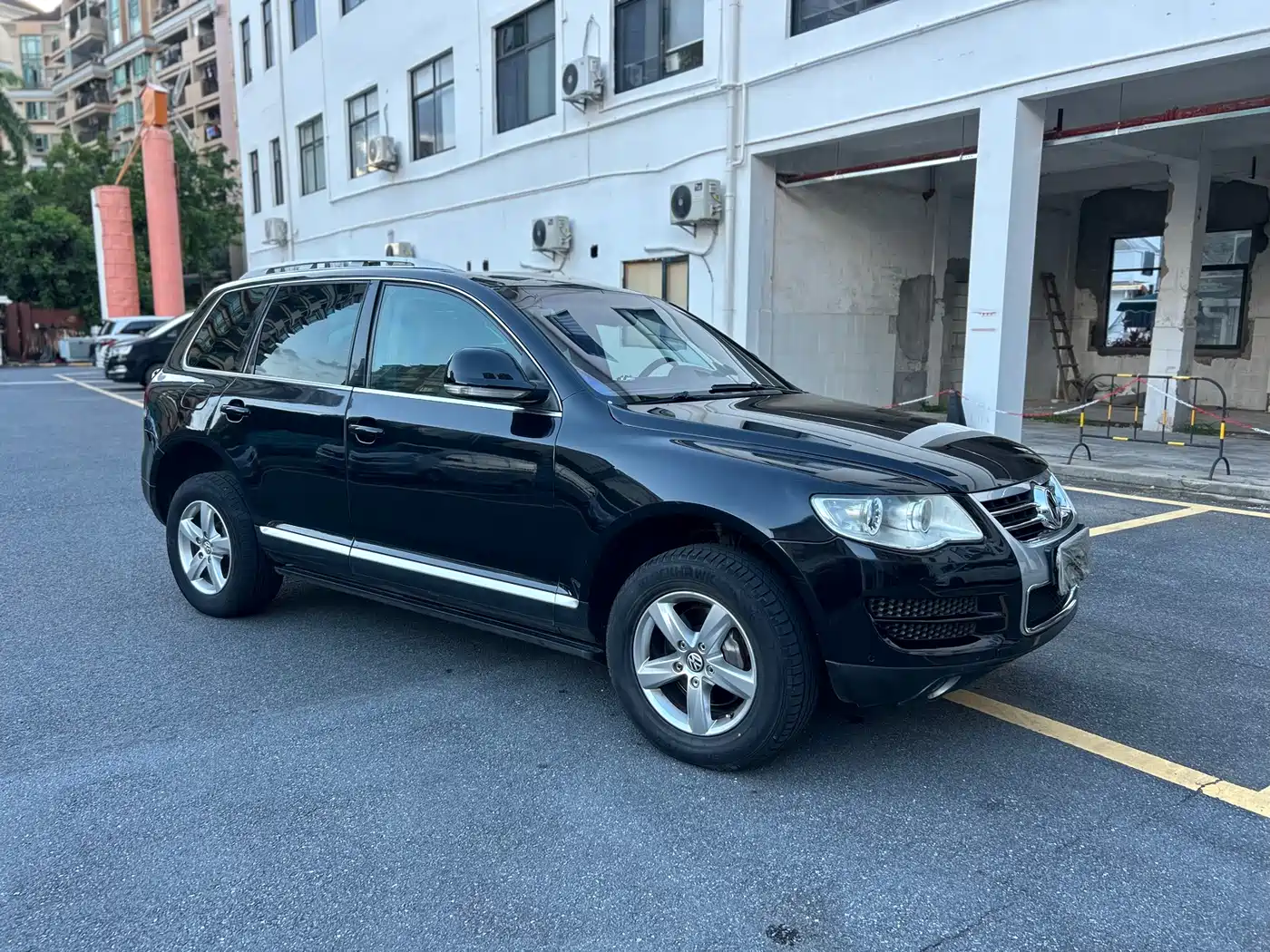 Volkswagen Touareg 2009 3.0T Diesel Standard фото 2