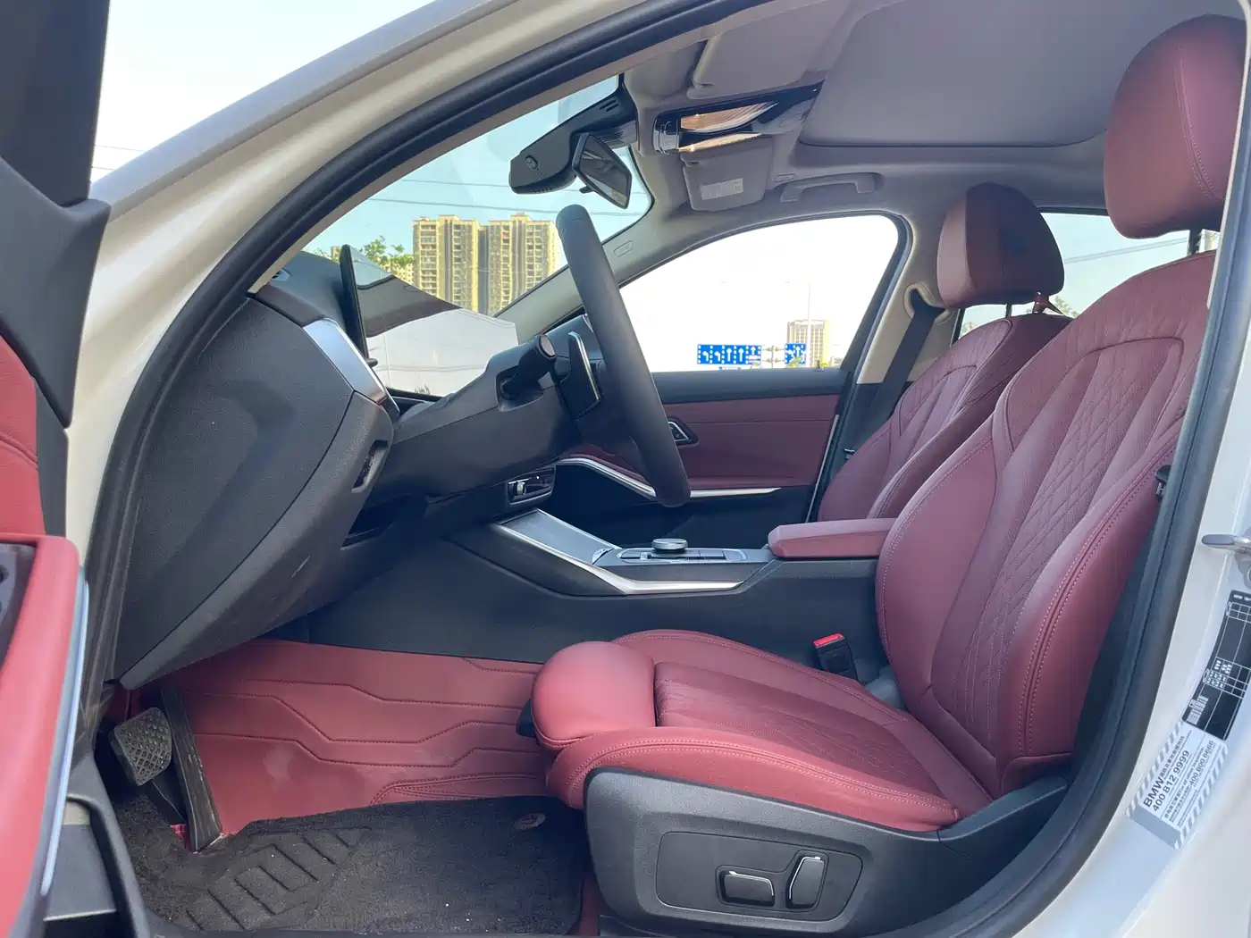 BMW 3 Series 2024 325i M Sport Package фото 15