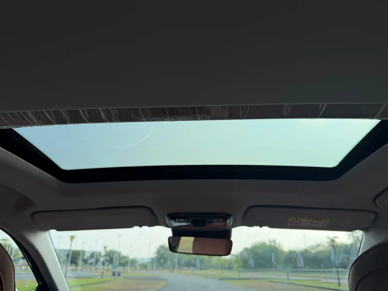 Photo 18 - Geely Emgrand