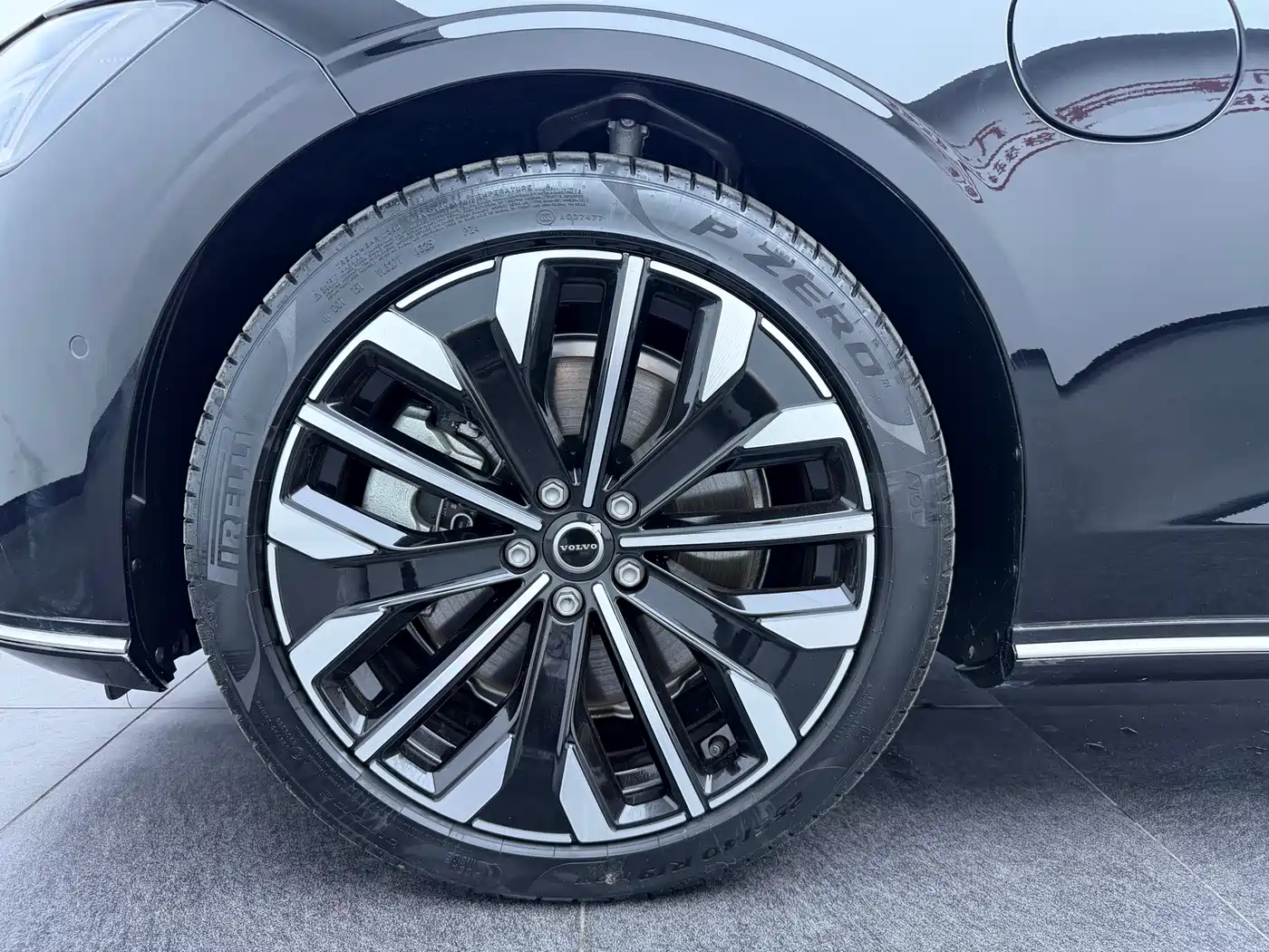 Volvo S90 Plug-in Hybrid 2026 Plug-in Hybrid AWD Long Range Elegance Luxury фото 11