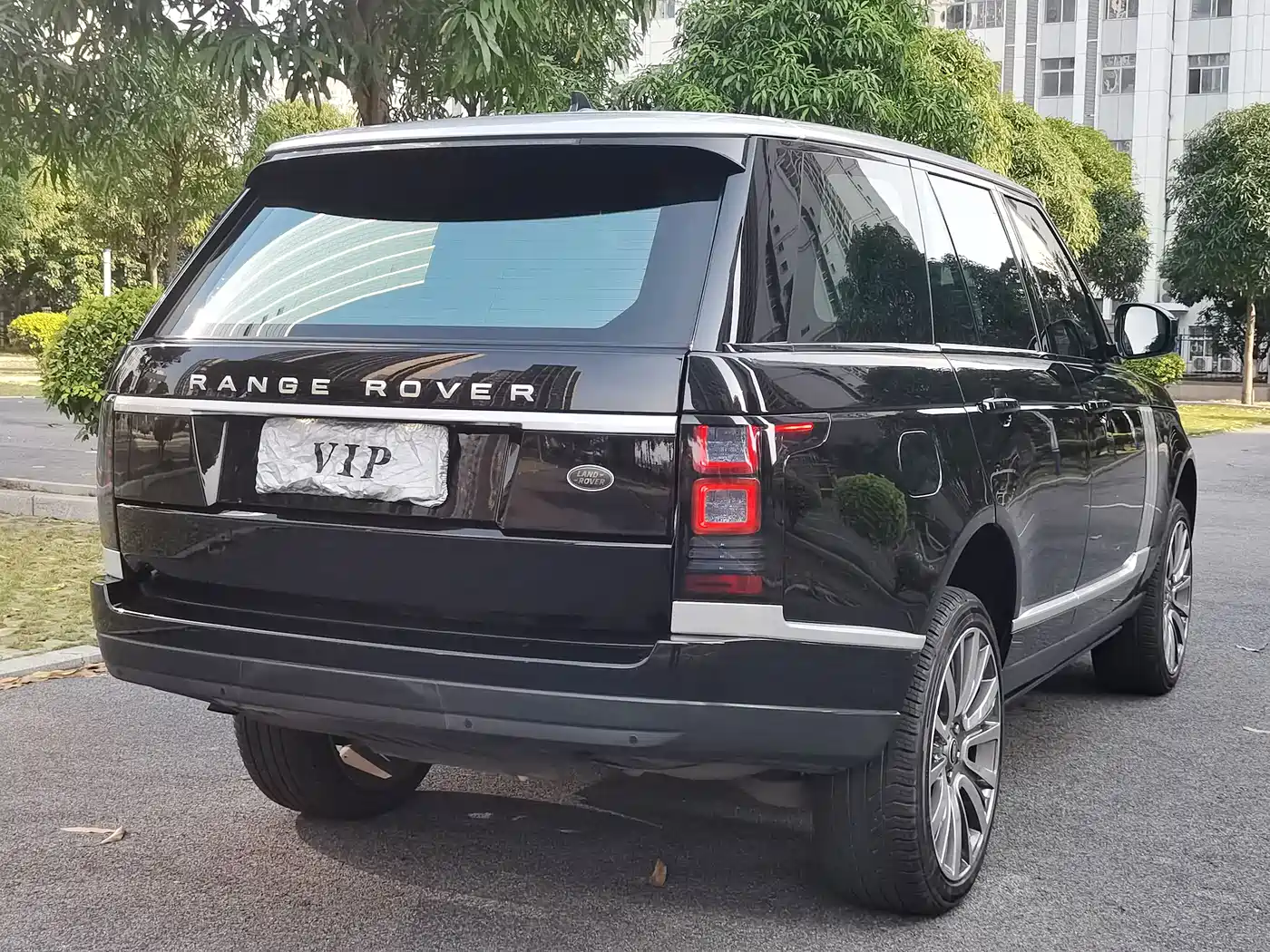Land Rover Range Rover 2015 3.0 TDV6 Vogue фото 19
