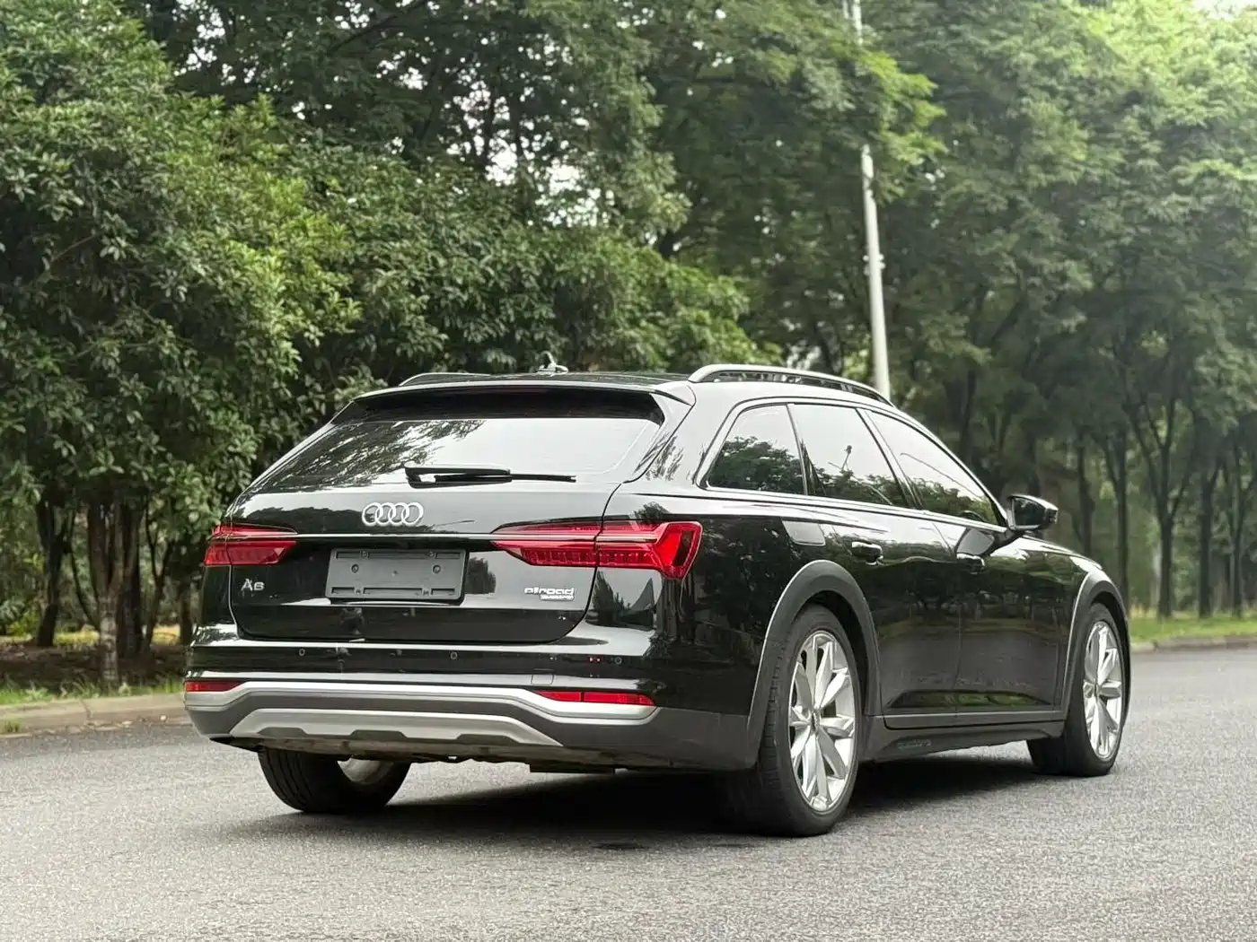 Audi A6 (Import) 2020 allroad quattro Explorer 55 TFSI Premium Off-Road фото 8