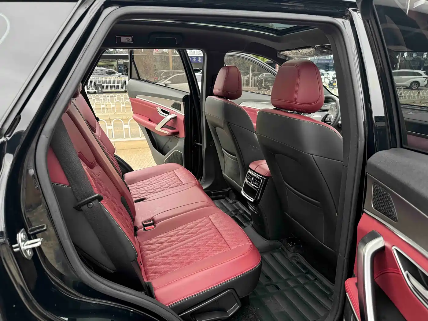 Jetour X70 PLUS 2025 2025 Champion Edition 1.5T DCT Champion PRO 5-seater