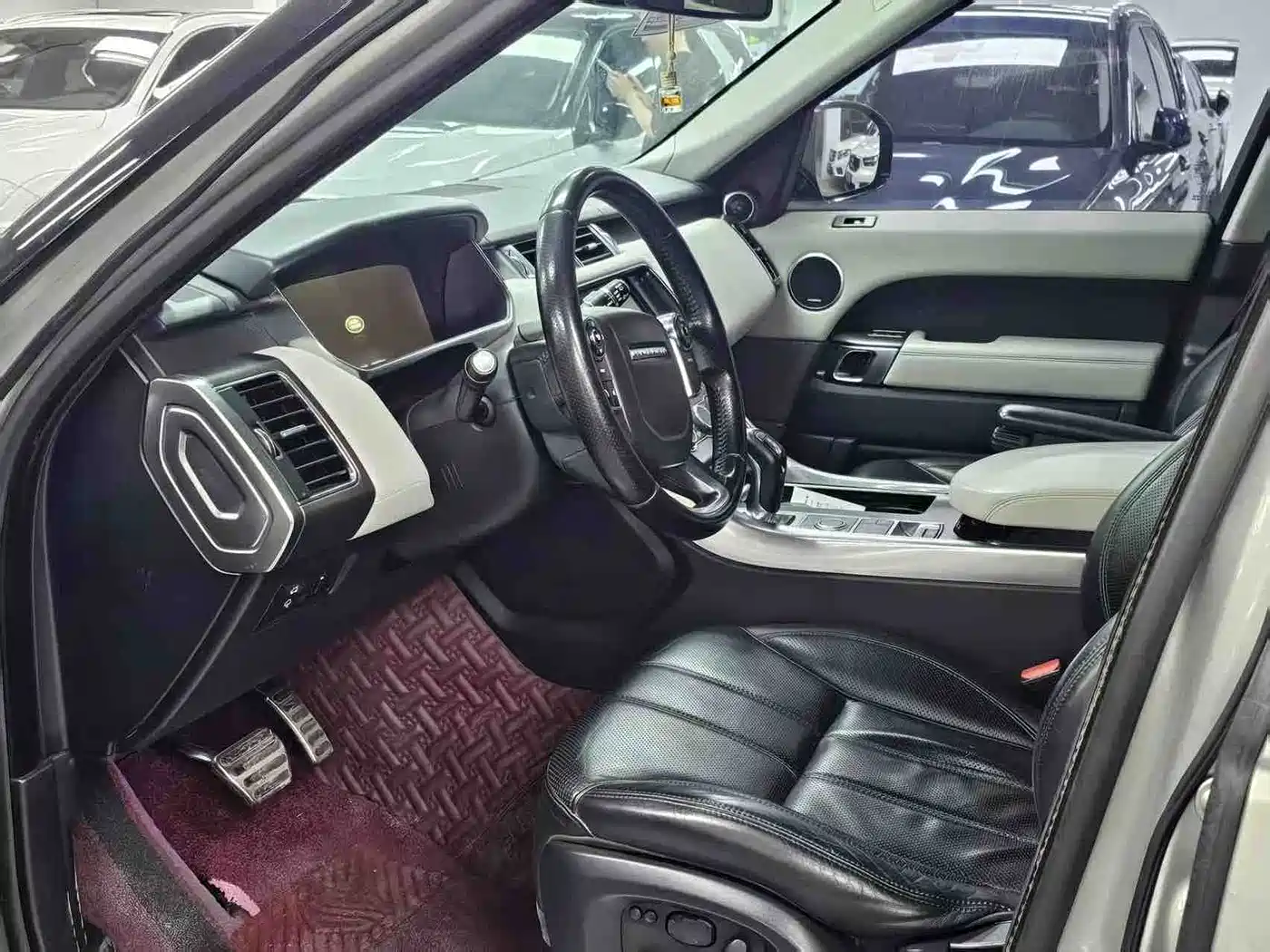 Land Rover Range Rover Sport 2014 3.0 SC V6 HSE фото 15