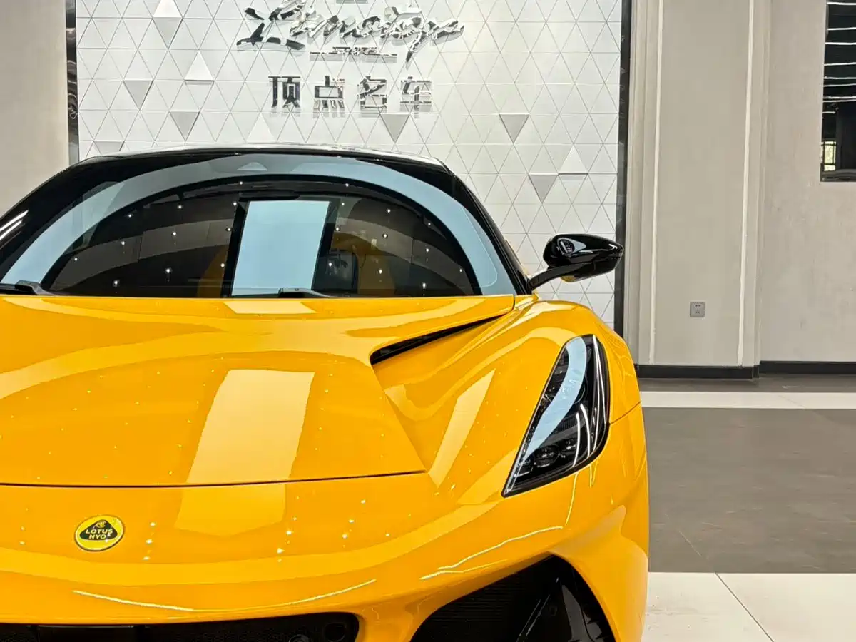 LOTUS SPORTS CAR EMIRA