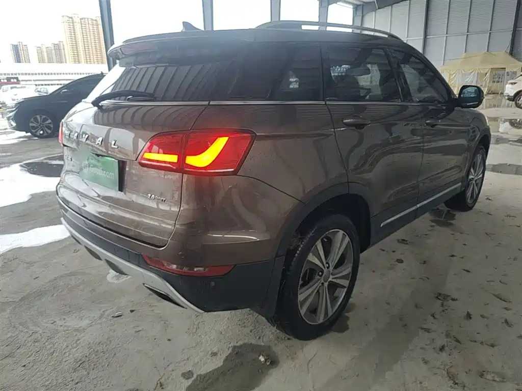Haval H6 Coupe 2015 Blue Label 2.0T 2WD Premium фото 7