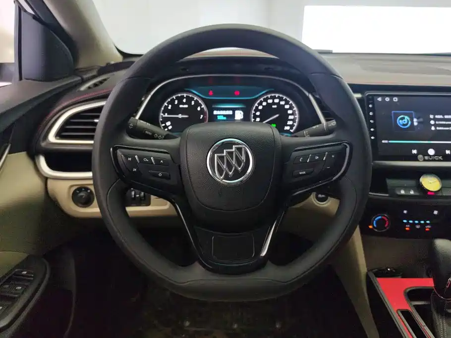 Фото 15 - Buick Excelle