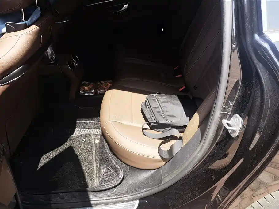 Mercedes-Benz E-Class 2018 Facelift E 200 L 4MATIC фото 11