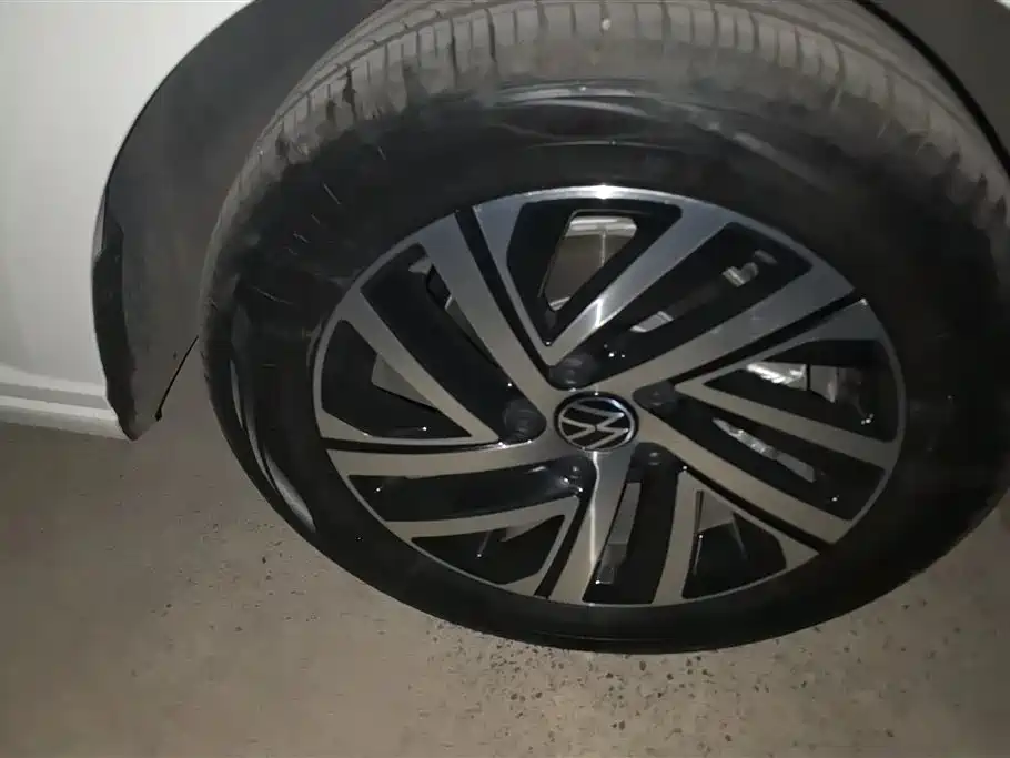 Volkswagen Lavida 2024 Model 1.5L Automatic Starlight 5 Million Edition фото 6