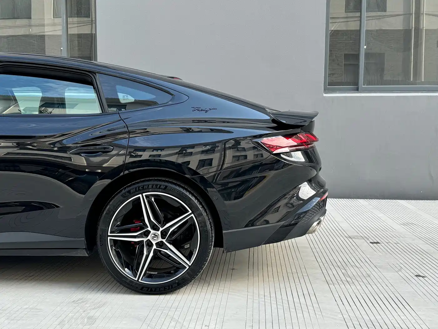 Фото 8 - MG MG7