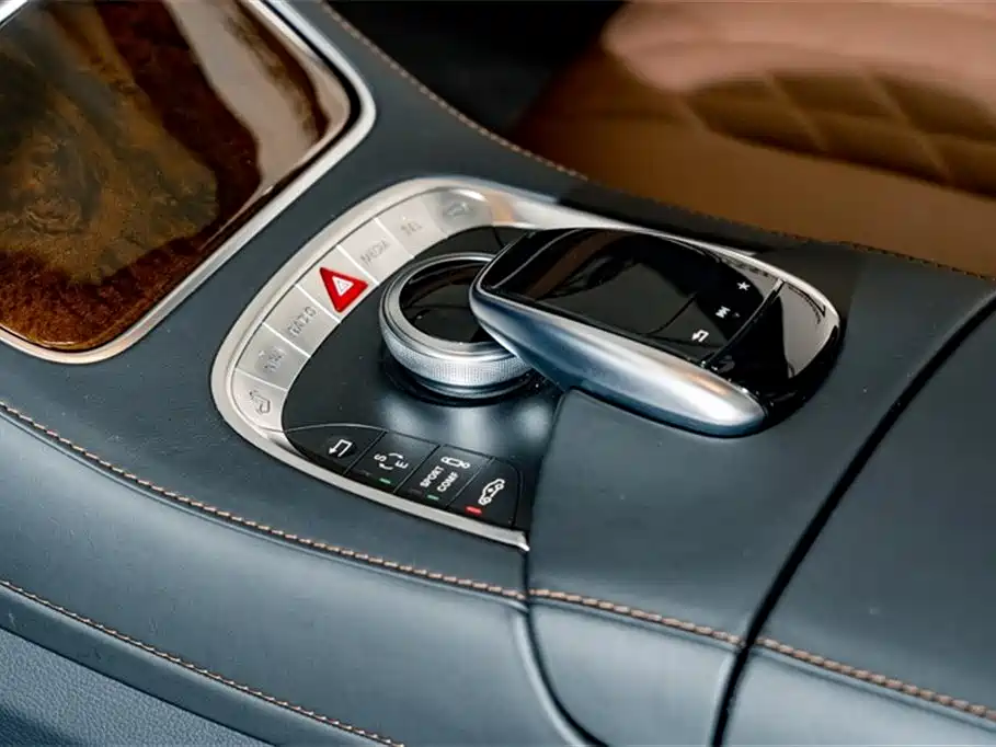Mercedes-Benz Maybach S-Class 2017 S 500 4MATIC фото 18