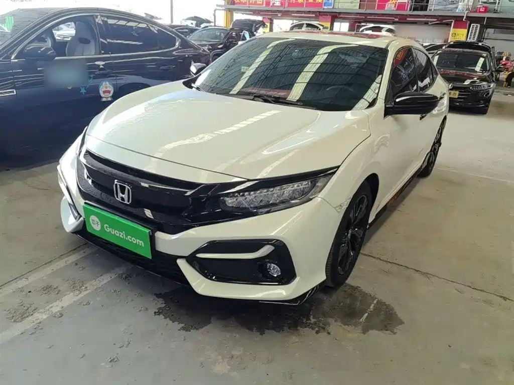 Honda Civic 2021 HATCHBACK 220TURBO CVT Trendy Cool
