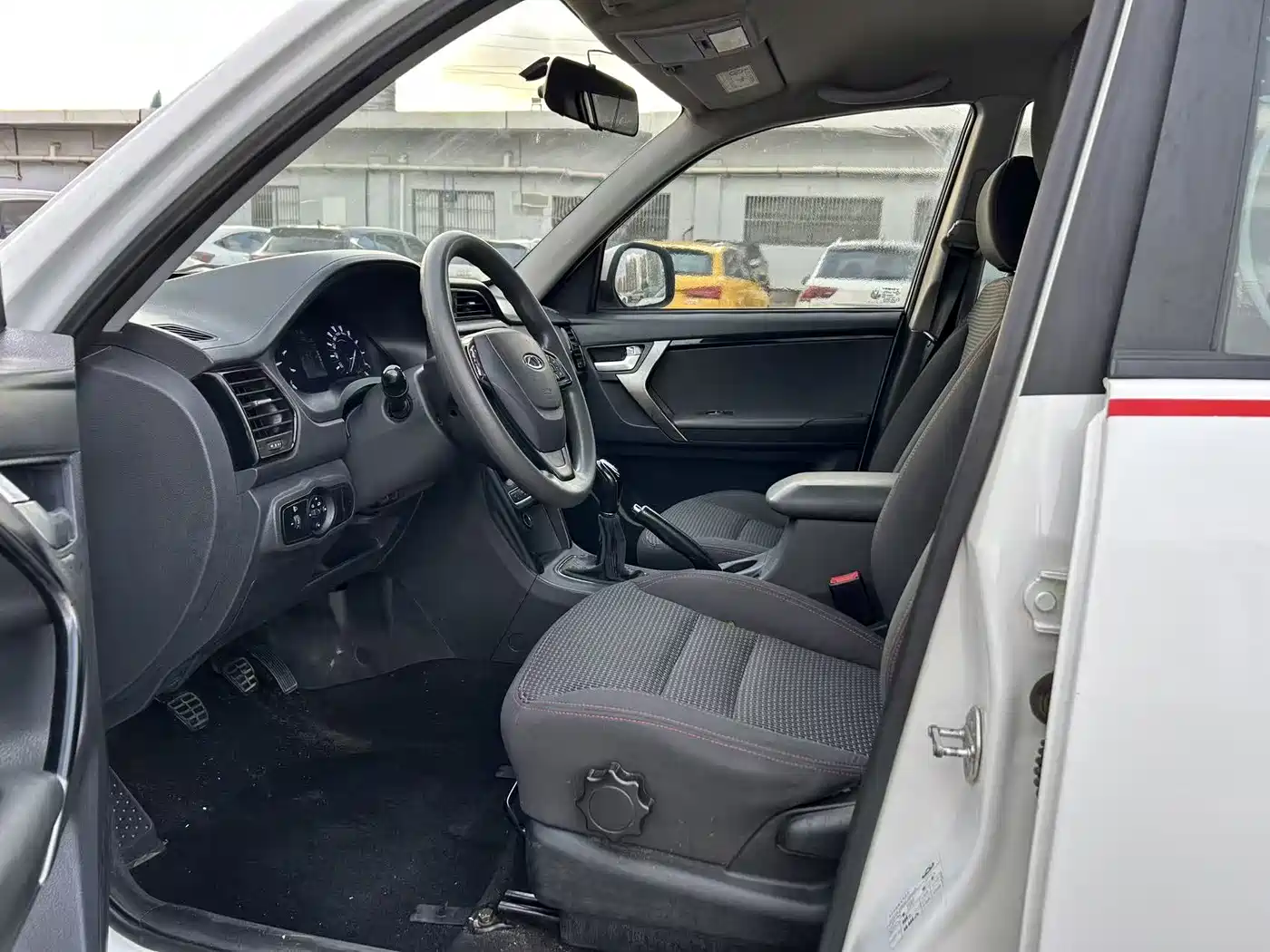 Chery Tiggo 3 2017 2016 1.6L Manual Trend Edition