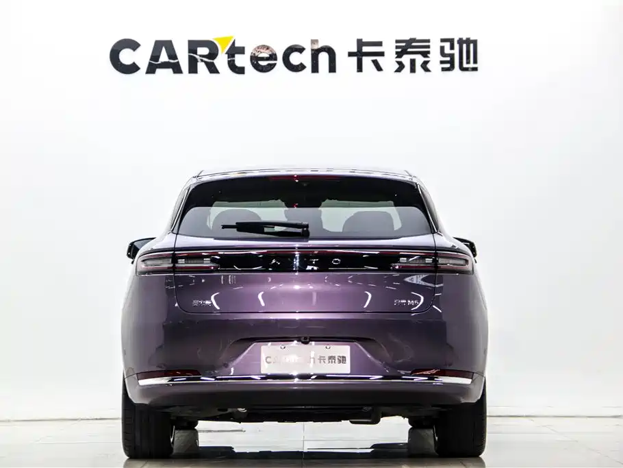 AITO Wenjie AITO M5 2025 Extended Range Ultra AWD фото 6