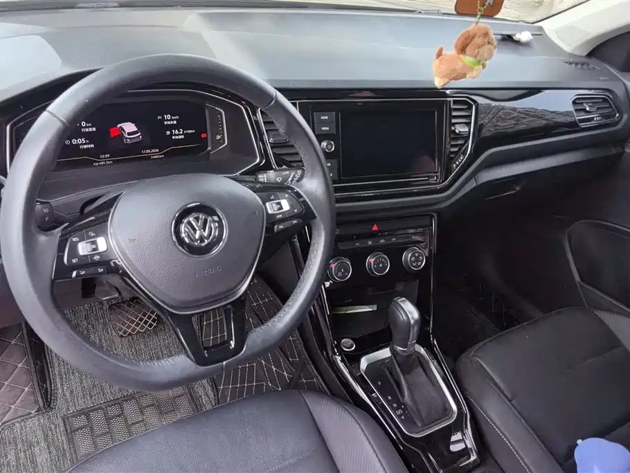 Volkswagen T-ROC 2019 280TSI DSG 2WD Comfort Version China VI фото 12
