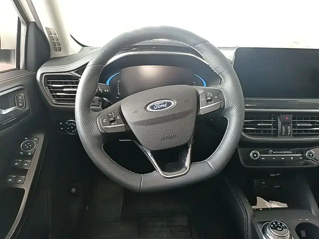 FORD FOX