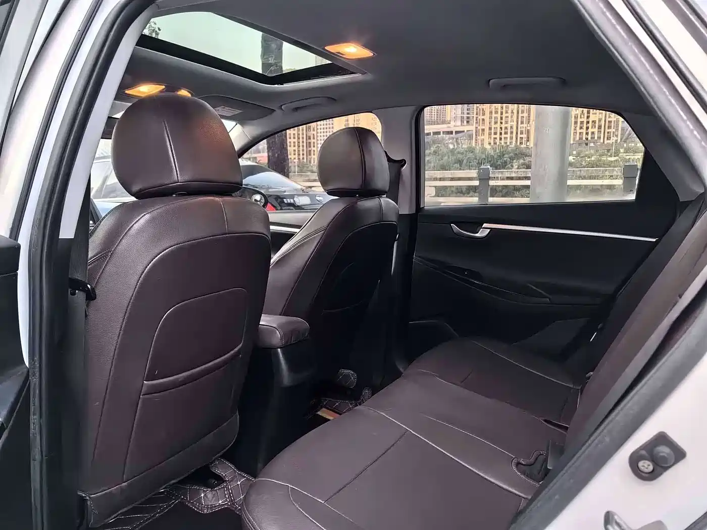Hyundai Elantra 2018 1.6L Auto Joy GL (China V) фото 8