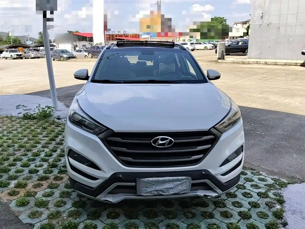 Hyundai Tucson 2015 1.6T Dual Clutch 2WD Smart фото 3