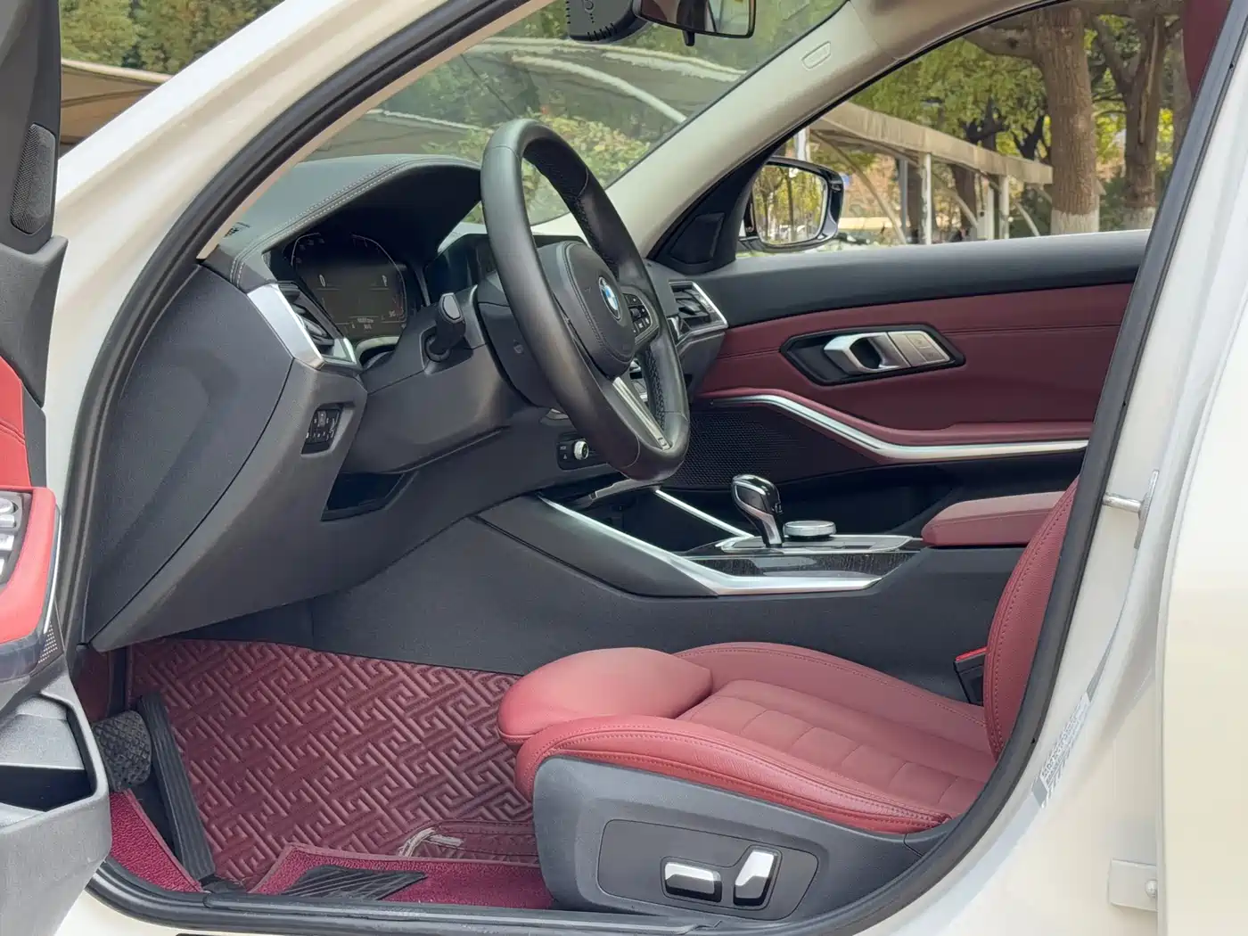 BMW 3 Series 2021 325Li M Sport Package фото 12