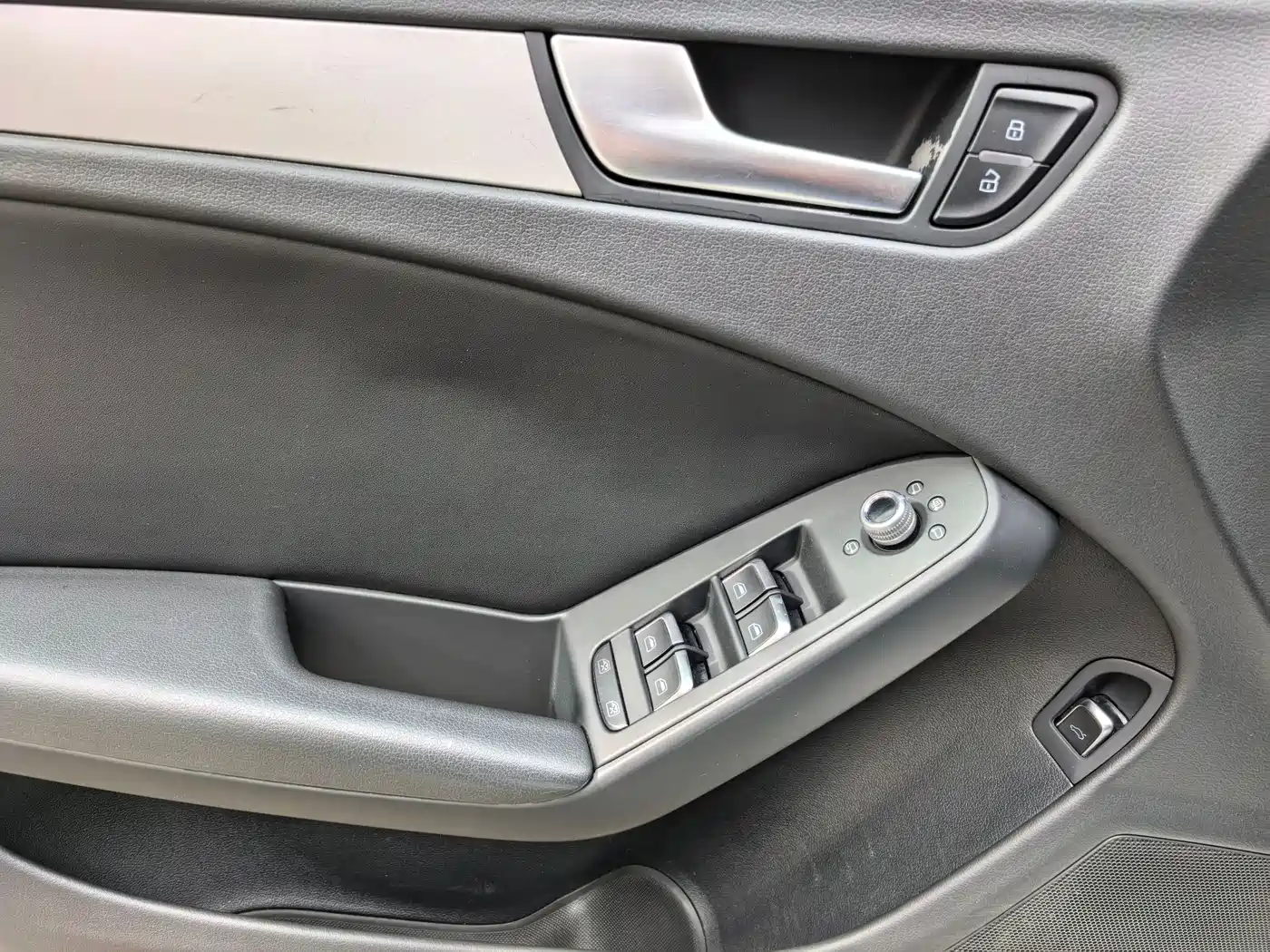 Audi A4L 2015 35 TFSI Auto Standard фото 16