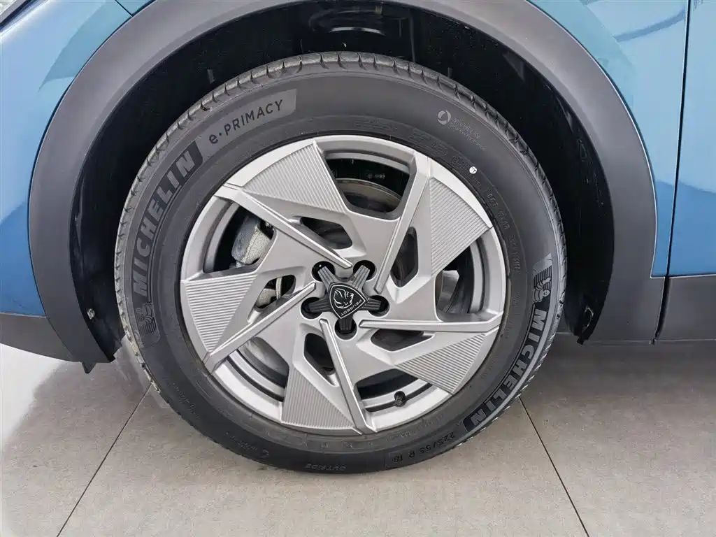 Peugeot 408X 2023 Gravity Edition фото 17