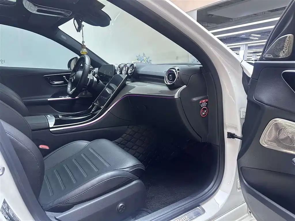 Mercedes-Benz C-Class 2022 C 260 L Sport Edition фото 6