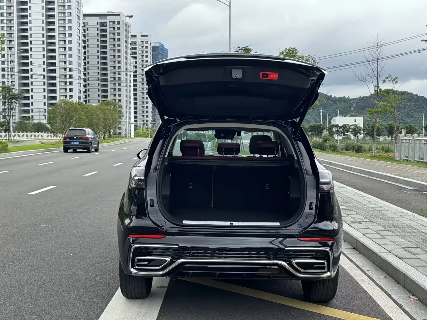 Hongqi HS5 2023 2.0T Flag Enjoy Pro Edition фото 8
