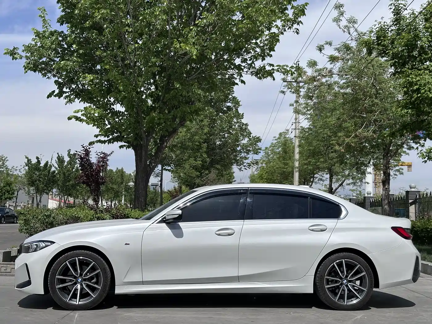 BMW 3 Series 2023 320Li M Sport Package фото 7