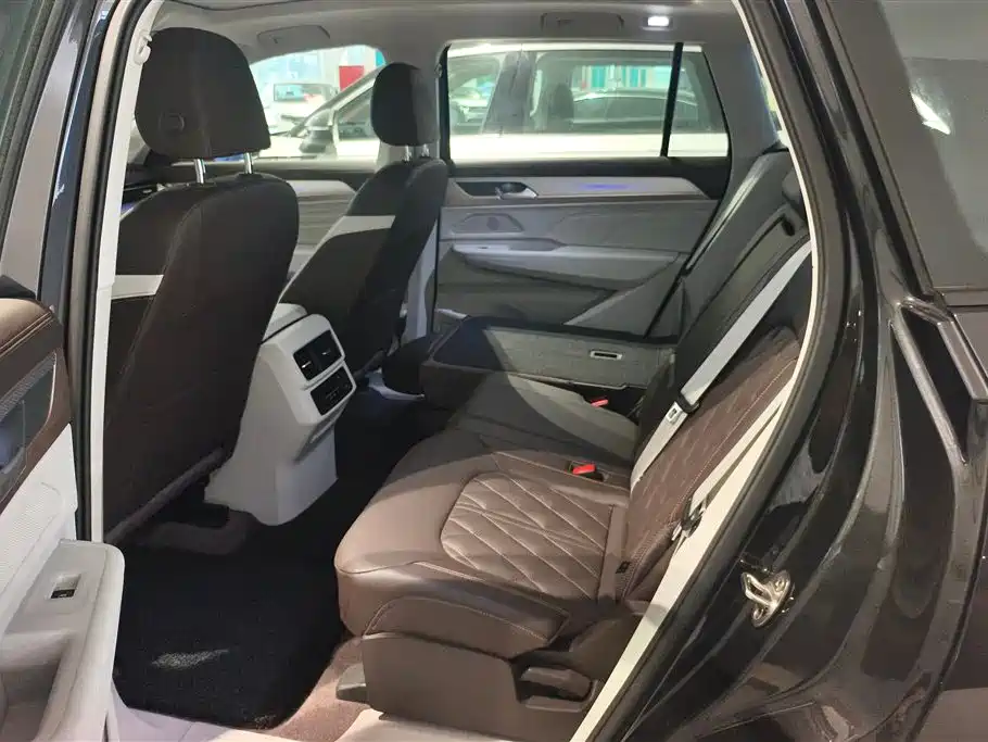 Volkswagen Talagon 2023 380TSI 4WD R-Line Touring Edition фото 11