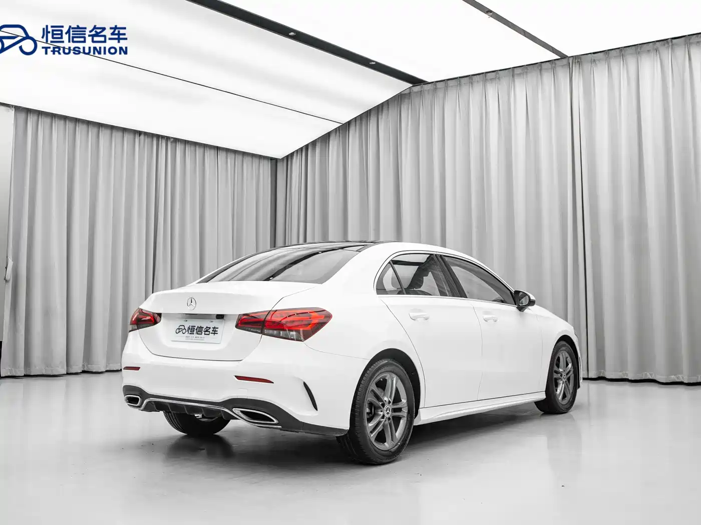 Mercedes-Benz A-Class 2022 A 180 L Sport Sedan фото 4