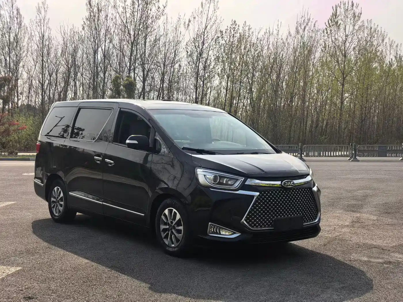 JIANGQI GROUP RUIFENG M6