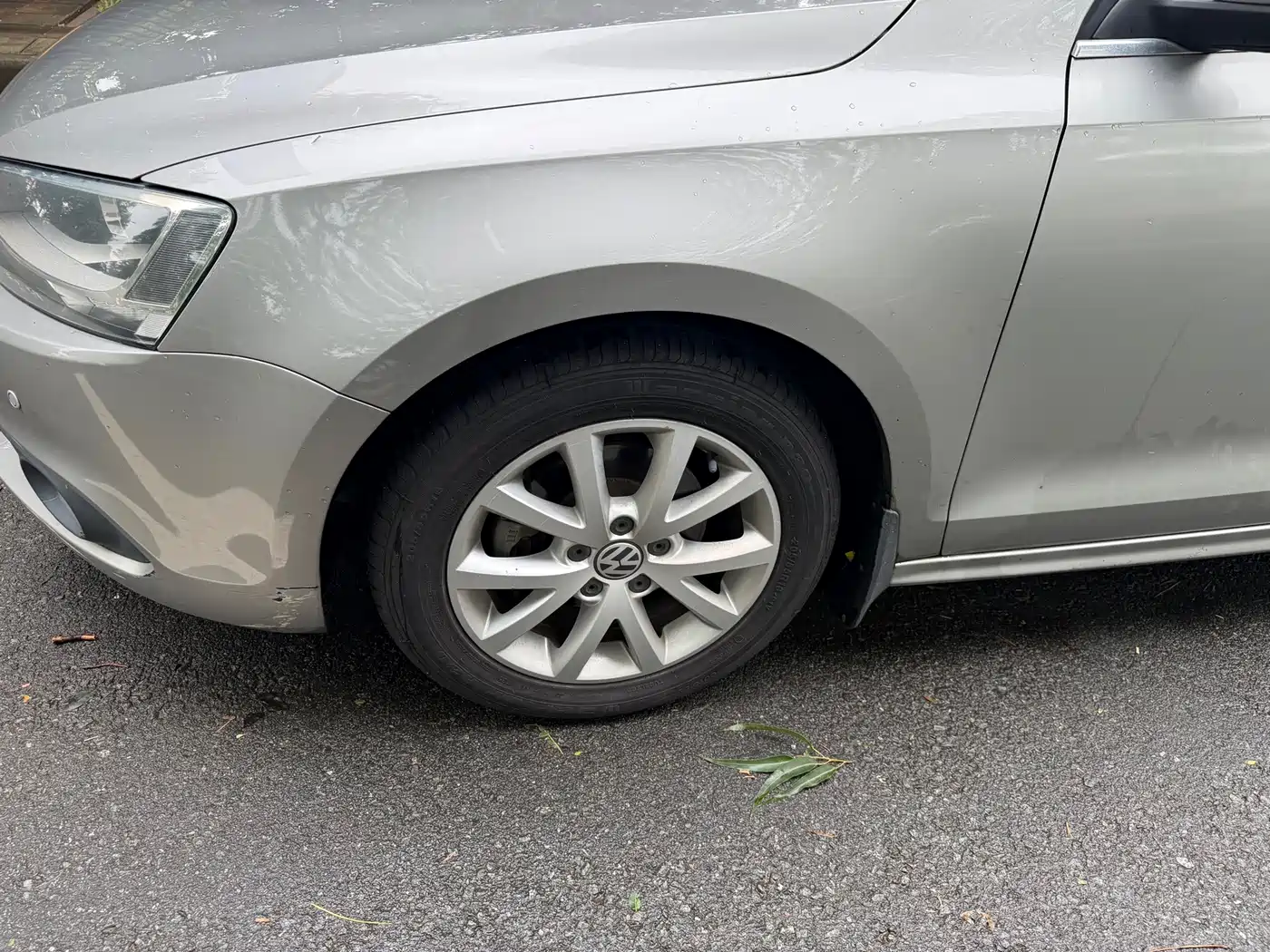 Photo 10 - Volkswagen Sagitar