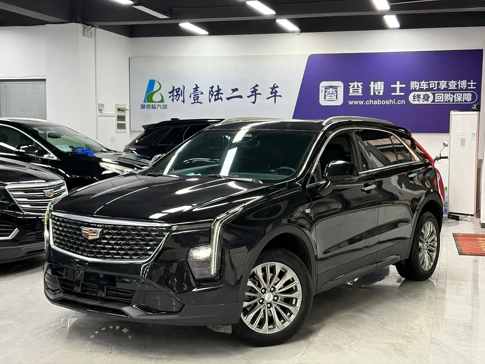 Фото 1 - Cadillac XT4