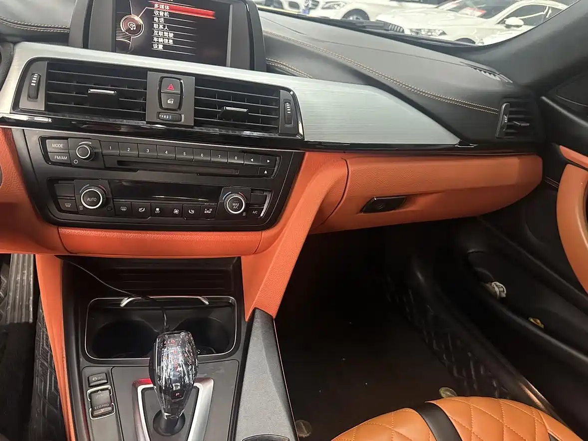 BMW 4 Series 2016 420i Convertible Fashion Line фото 10
