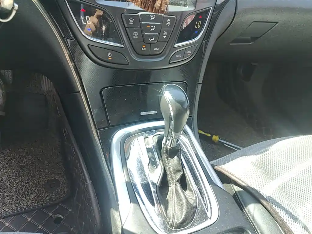 Buick Regal 2015 1.6T Leading Tech Edition фото 14